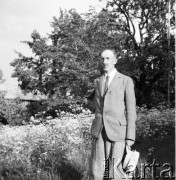 Lata 20. lub 30., Borysław, Polska (obecnie Ukraina).
Inżynier Gustaw Chobot, ojczym Henryki Lis-Olszewskiej.
Fot. NN, kolekcja Witolda Lis-Olszewskiego, zbiory Ośrodka KARTA