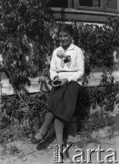 Lata 30., prawdopodobnie Borysław-Tustanowice, Polska (obecnie Ukraina).
Prawdopodobnie Maria Chobot.
Fot. NN, kolekcja Witolda Lis-Olszewskiego, zbiory Ośrodka KARTA