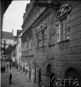 Lata 30., Kazimierz Dolny nad Wisłą, Polska.
Kamienica Przybyłów.
Fot. NN, kolekcja Witolda Lis-Olszewskiego, zbiory Ośrodka KARTA