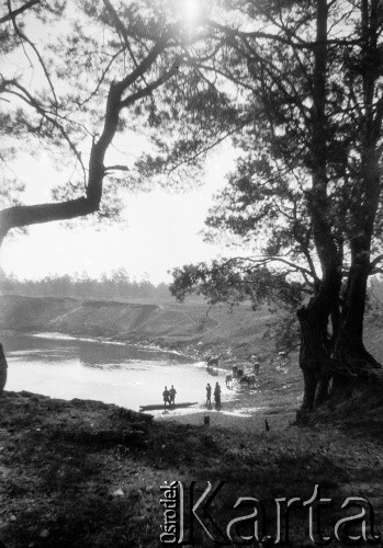 1928-1936, Niemen, Polska (obecnie Litwa, Białoruś).
Rzeka Niemen.
Fot. NN, kolekcja Witolda Lis-Olszewskiego, zbiory Ośrodka KARTA