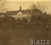 1928, Zbylitowska Góra, pow. Tarnów, woj. krakowskie, Polska.
Zakład Zakonnic Najświętszego Serca Jezusowego (Sacré-Coeur).
Fot. NN, zbiory Ośrodka KARTA, udostępnił Tomasz Kamiński
