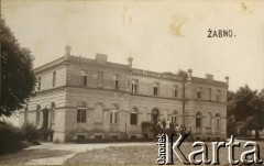 1933, Żabno, pow. Mogilno, woj. poznańskie, Polska.
Eklektyczny pałac Dąmbskich.
Fot. NN, zbiory Ośrodka KARTA, udostępnił Tomasz Kamiński