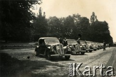 1937, Warszawa, Polska.
Rajd samochodowy, samochody marki Steyr biorące w nim udział.
Fot. NN, zbiory Ośrodka KARTA, udostępnił Tomasz Kamiński