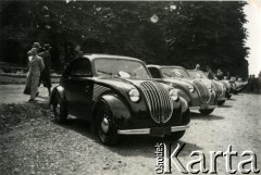 1938, Warszawa, Polska
Rajd samochodowy, samochody biorące w nim udział.
Fot. NN, zbiory Ośrodka KARTA, udostępnił Tomasz Kamiński