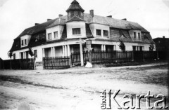 12.06.1938, Zieliniec, pow. Września, woj. poznańskie, Polska.
Czworaki.
Fot. NN, zbiory Ośrodka KARTA, udostępnił Tomasz Kamiński