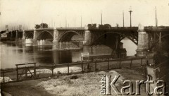 1921-1926, Warszawa, Polska.
Most Poniatowskiego w odbudowie.
Fot. z albumu porucznika Jana Obłoczyńskiego z Batalionu Chemicznego WP, zbiory Ośrodka KARTA, przekazała Jolanta Woszczynin