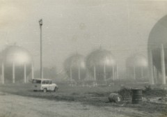 Czerwiec 1966, Campo Duran, Argentyna.
Silosy.
Fot. NN, udostępniła Jolanta Woszczynin.