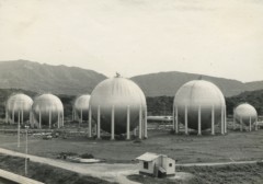 Czerwiec 1966, Campo Duran, Argentyna.
Silosy.
Fot. NN, udostępniła Jolanta Woszczynin.