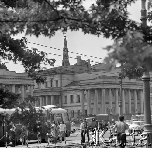 1971-1973, Warszawa, Polska.
Pl. Dzierżyńskiego.
Fot. Lubomir T. Winnik, zbiory Ośrodka KARTA