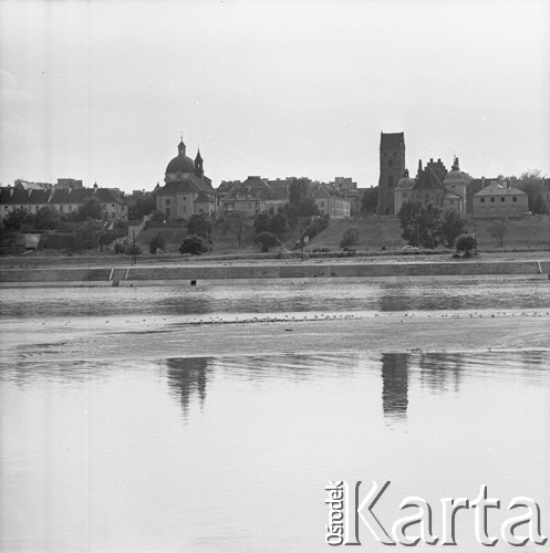 1972, Warszawa, Polska.
Panorama Nowego Miasta od strony Wisły.
Fot. Lubomir T. Winnik, zbiory Ośrodka KARTA
