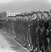 9.09.1973, Warszawa, Polska.
Promocja oficerów Wojska Polskiego na Pl. Zwycięstwa.
Fot. Lubomir T. Winnik, zbiory Ośrodka KARTA