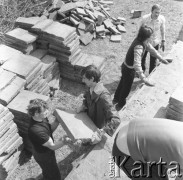 15.04.1973, Warszawa, Polska.
Czyn społeczny na Polu Mokotowskim.
Fot. Lubomir T. Winnik, zbiory Ośrodka KARTA