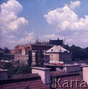 1973, Warszawa, Polska.
Odbudowa Zamku Królewskiego. Przed nim widoczny Pałac pod Blachą.
Fot. Lubomir T. Winnik, zbiory Ośrodka KARTA
