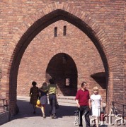 1971-1973, Warszawa, Polska.
Barbakan.
Fot. Lubomir T. Winnik, zbiory Ośrodka KARTA
