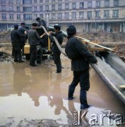 1972, Warszawa, Polska.
Budowa Trasy Łazienkowskiej.
Fot. Lubomir T. Winnik, zbiory Ośrodka KARTA