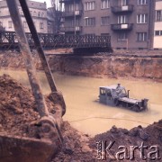 1972, Warszawa, Polska.
Budowa Trasy Łazienkowskiej.
Fot. Lubomir T. Winnik, zbiory Ośrodka KARTA