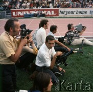 1972-1973, Warszawa, Polska.
Zawody lekkoatletyczne na stadionie Skry.
Fot. Lubomir T. Winnik, zbiory Ośrodka KARTA
