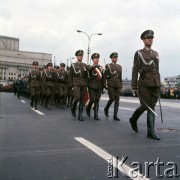9.09.1973, Warszawa, Polska.
Promocja oficerów Wojska Polskiego na Pl. Zwycięstwa.
Fot. Lubomir T. Winnik, zbiory Ośrodka KARTA