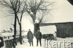 1939-1945, okolice Jasła.
Żołnierze Wehrmachtu.
Fot. NN, album nieznanego żołnierza Wehrmachtu, kolekcja Tomasza Kopańskiego, zbiory Ośrodka KARTA
