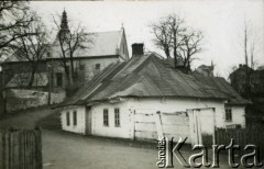1939-1945, Jasło.
Okolice Kościoła Parafialnego. 
Fot. NN, album nieznanego żołnierza Wehrmachtu, kolekcja Tomasza Kopańskiego, zbiory Ośrodka KARTA