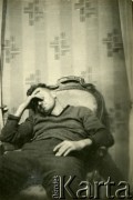 1939-1945, prawdopodobnie Jasło.
Żołnierz Wehrmachtu.
Fot. NN, album nieznanego żołnierza Wehrmachtu, kolekcja Tomasza Kopańskiego, zbiory Ośrodka KARTA