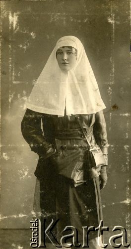 1915, Cesarstwo Rosyjskie.
Portret sanitariuszki z czasów I wojny światowej.
Fot. NN, zbiory Ośrodka KARTA, przekazała Anna Masewicz.