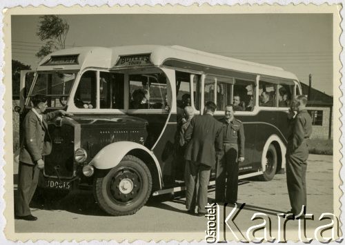 19.05.1948, Wielka Brytania.
Żołnierze Wojska Polskiego podczas wycieczki do Oxfordu.
Fot. NN, zbiory Ośrodka KARTA, przekazała Anna Masewicz.