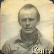 1943, brak miejsca.
Wacław Urbanowicz (1913-2013). Karierę marynarską rozpoczął w 1936 roku na statkach pasażerskich GAL-u (Gdynia-Ameryka Linie Żeglugowe S.A): SS 