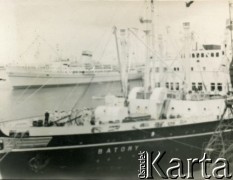 Prawdopodobnie przed 1939, brak miejsca.
Polski statek pasażerski MS 