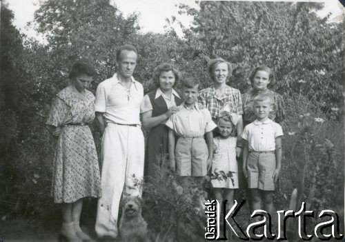 1950, Wilanów koło Warszawy, Polska.
Podpis oryginalny: 