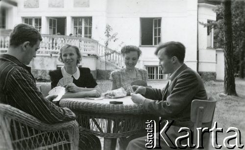 1955, Skolimów-Konstancin, Polska.
Podpis oryginalny: 