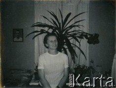 20.12.1970, Warszawa, Polska.
Siostra Wacława Urbanowicza - Adela.
Fot. NN, kolekcja Wacława Urbanowicza, zbiory Ośrodka KARTA
