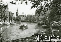 Amsterdam, Holandia.
Targ kwiatowy, w głębi po lewej widoczna Munt wieża.
Fot. NN, kolekcja Wacława Urbanowicza, zbiory Ośrodka KARTA