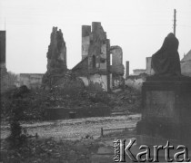 Po 1946, Choszczno lub Barlinek, Polska.
Ruiny budynku.
Fot. Jerzy Konrad Maciejewski, zbiory Ośrodka KARTA