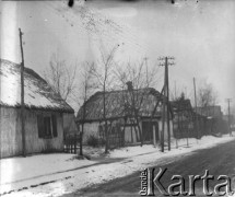 1949 (?), Drwalew, woj. warszawskie, Polska.
Typowa zabudowa małomiasteczkowa.
Fot. Jerzy Konrad Maciejewski, zbiory Ośrodka KARTA