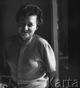 Marzec 1958, Warszawa, Polska.
Dziennikarka 