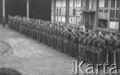 3.05.1946, Roubaix, Francja. 
Zbiórka żołnierzy Polskich Sił Zbrojnych na Zachodzie.
Fot. Jerzy Konrad Maciejewski, zbiory Ośrodka KARTA