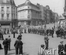 3.05.1946, Roubaix, Francja. 
Defilada żołnierzy Polskich Sił Zbrojnych na Zachodzie podczas uroczystych obchodów rocznicy uchwalenia Konstytucji 3 maja oraz prawdopodobnie poświęcenia Domu Polskiego.
Fot. Jerzy Konrad Maciejewski, zbiory Ośrodka KARTA