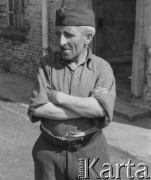 1945, Lille, Francja. 
Kucharz obozowy żołnierzy z 2. Dywizji Strzelców Pieszych.
Fot. Jerzy Konrad Maciejewski, zbiory Ośrodka KARTA