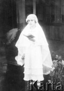 1932, Apostoles, Misiones, Argentyna.
Pierwsza Komunia Święta Julii Zubrzycki.
Fot. NN, zbiory Asociación Polaca de Posadas, udostępniła Fabiana Śniechowski, reprodukcje cyfrowe w Bibliotece Polskiej im. Ignacego Domeyki w Buenos Aires (Biblioteca Polaca Ignacio Domeyko) i w Ośrodku KARTA w Warszawie 



