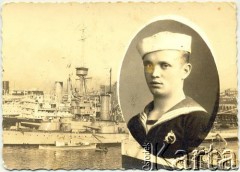 Lata 30., Polska.
Portret marynarza Floty Pińskiej na tle portu.
Fot. NN, zbiory Ośrodka KARTA, udostępniła Małgorzata Gołaszewska