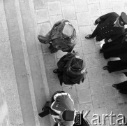 Październik 1971, Szczecin, Polska.
Reportaż dokumentujący obchody rocznicy XXV-lecia nauki polskiej na Pomorzu Zachodnim. Inauguracja roku akademickiego 1971/1972. Rektorzy szczecińskich uczelni.
Fot. Maciej Jasiecki, zbiory Ośrodka KARTA