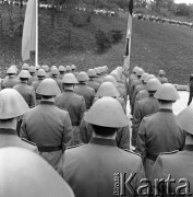 14.05.1972, Berlin, Niemiecka Republika Ludowa (NRD).
Uroczystość odsłonięcia Pomnika Żołnierza Polskiego i Niemieckiego Antyfaszysty. Nz. niemieccy żołnierze.
Fot. Maciej Jasiecki, zbiory Ośrodka KARTA