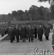 14.05.1972, Berlin, Niemiecka Republika Ludowa (NRD).
Uroczystość odsłonięcia Pomnika Żołnierza Polskiego i Niemieckiego Antyfaszysty.  Nz. od prawej premier NRD Willi Stoph, premier PRL Piotr Jaroszewicz, I sekretarz Niemieckiej Socjalistycznej Partii Jedności Erich Honecker, ambasador ZSRR w NRD Michail Jefremow; w drugim rzędzie (za W. Stophem): minister obrony narodowej PRL Wojciech Jaruzelski, minister obrony narodowej NRD Heinz Hoffmann, gen. Michał Rola-Żymierski.
Fot. Maciej Jasiecki, zbiory Ośrodka KARTA