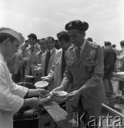 24.06.1972, Cedynia, Polska
Obchody tysiąclecia bitwy pod Cedynią. Na górze Czcibora odsłonięto Pomnik Polskiego Zwycięstwa nad Odrą. Nz. naczelnik ZHP Stanisław Bohdanowicz.
Fot. Maciej Jasiecki, zbiory Ośrodka KARTA