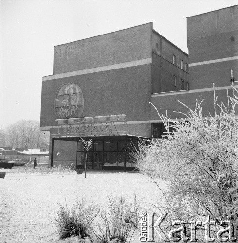 Lata 70., Szczecin, Polska.
Teatr lalek „Pleciuga”, róg ul. ul. Obrońców Stalingradu i Kaszubskiej.
Fot. Maciej Jasiecki, zbiory Ośrodka KARTA