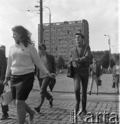 Lata 70., Szczecin, Polska.
Al. Wyzwolenia, w tle pomnik Wdzięczności Armii Radzieckiej. 
Fot. Maciej Jasiecki, zbiory Ośrodka KARTA