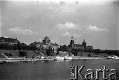 Lata 70., Szczecin, Polska.
Wały Chrobrego z Wyższą Szkołą Morską, Wojewódzką Radą Narodową i Muzeum Narodowym.
Fot. Maciej Jasiecki, zbiory Ośrodka KARTA