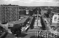 Lata 70., Szczecin, Polska.
Plac Żołnierza z Pomnikiem Wdzięczności Armii Radzieckiej.
Fot. Maciej Jasiecki, zbiory Ośrodka KARTA