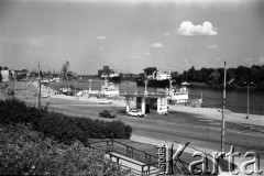 Lata 70., Szczecin, Polska.
Port i rzeka Odra.
Fot. Maciej Jasiecki, zbiory Ośrodka KARTA